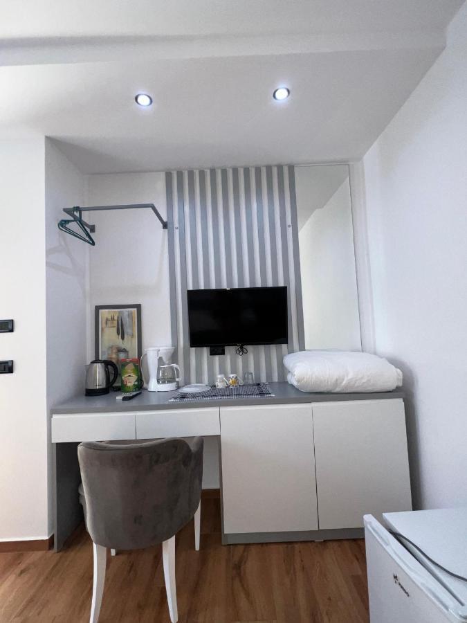 Hotel Vila Herta Драч Екстериор снимка