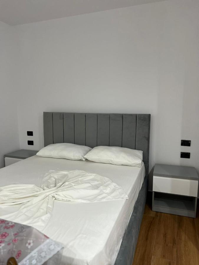 Hotel Vila Herta Драч Екстериор снимка